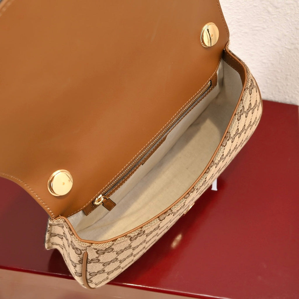 Gucci GG Emblem Mini Tote Bag ¨C 815714