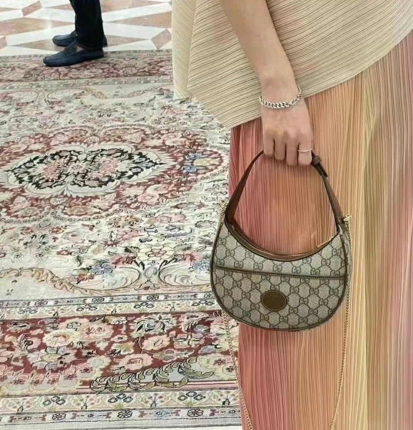 Gucci GG Retro Half Moon Bag ¨C 726843
