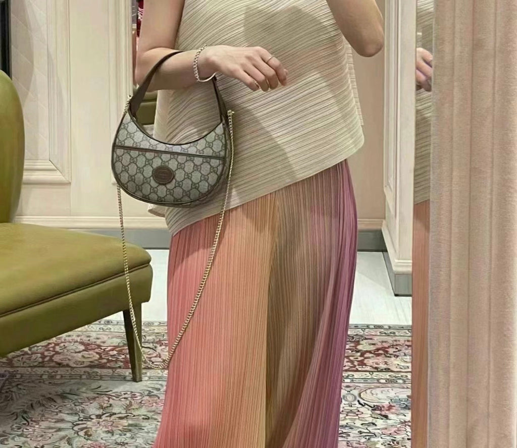 Gucci GG Retro Half Moon Bag ¨C 726843