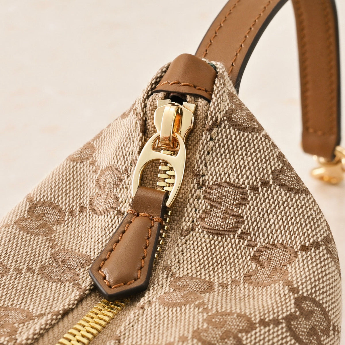 Gucci Vanity Mini Lunch Box Bag ¨C 861775