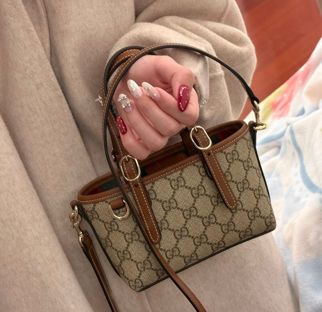 Gucci GG Emblem Mini Tote Bag ¨C 855491