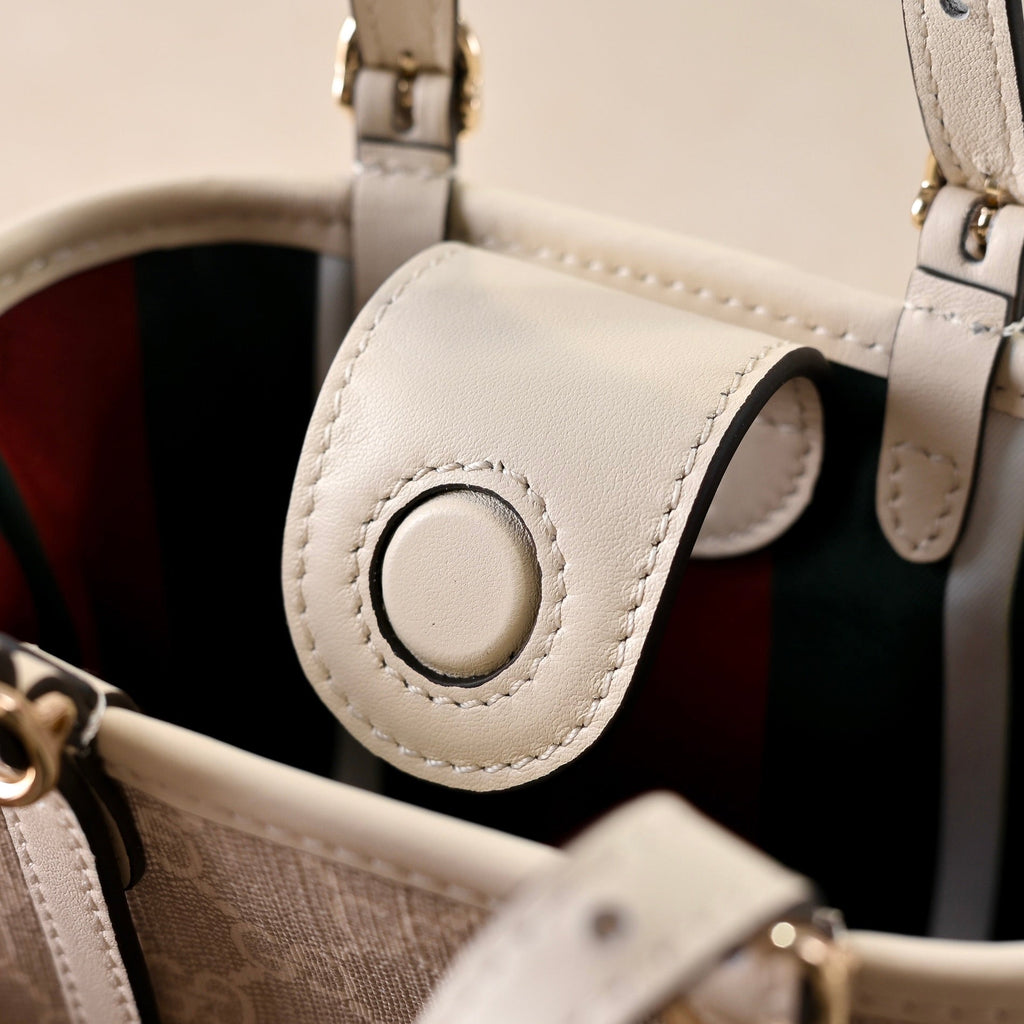 Gucci GG Emblem Mini Tote Bag ¨C 855491