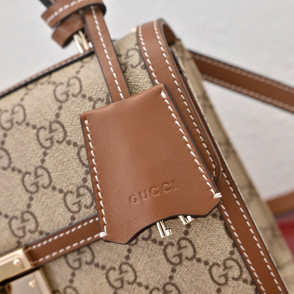 Gucci Padlock Medium Top Handle Bag ¨C 838998