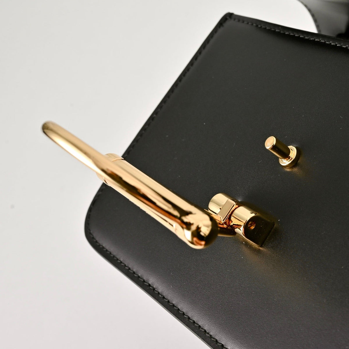 Gucci Sienna Top Handle Shoulder Bag ¨C 855536