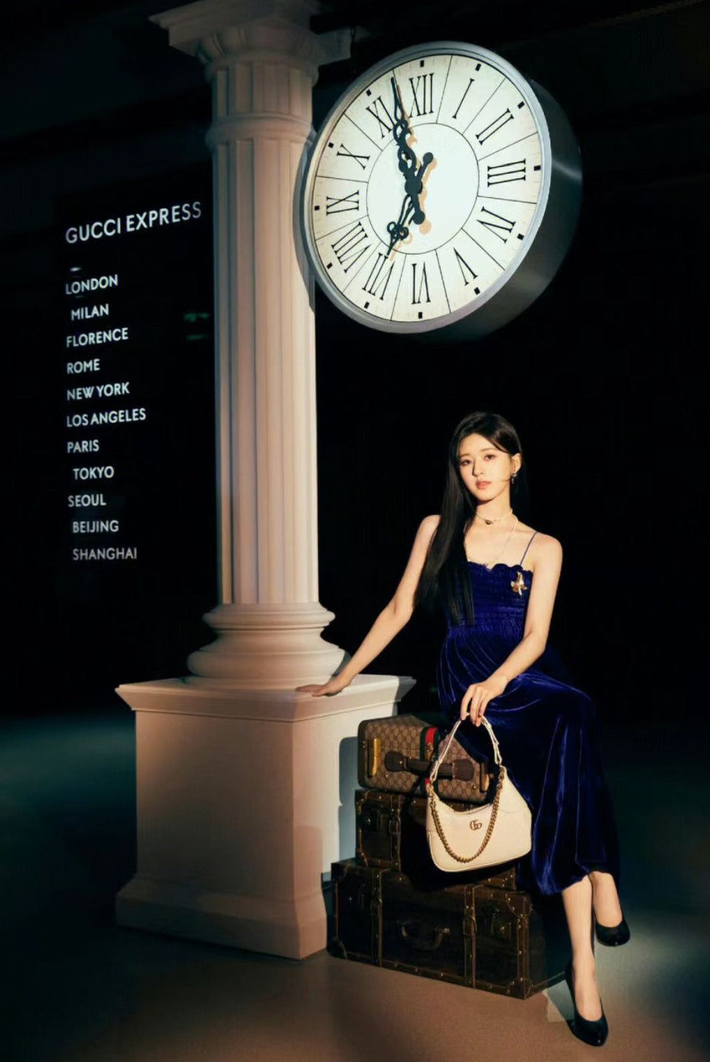 Gucci GG Aphrodite Crescent Shoulder Bag ¨C 731817