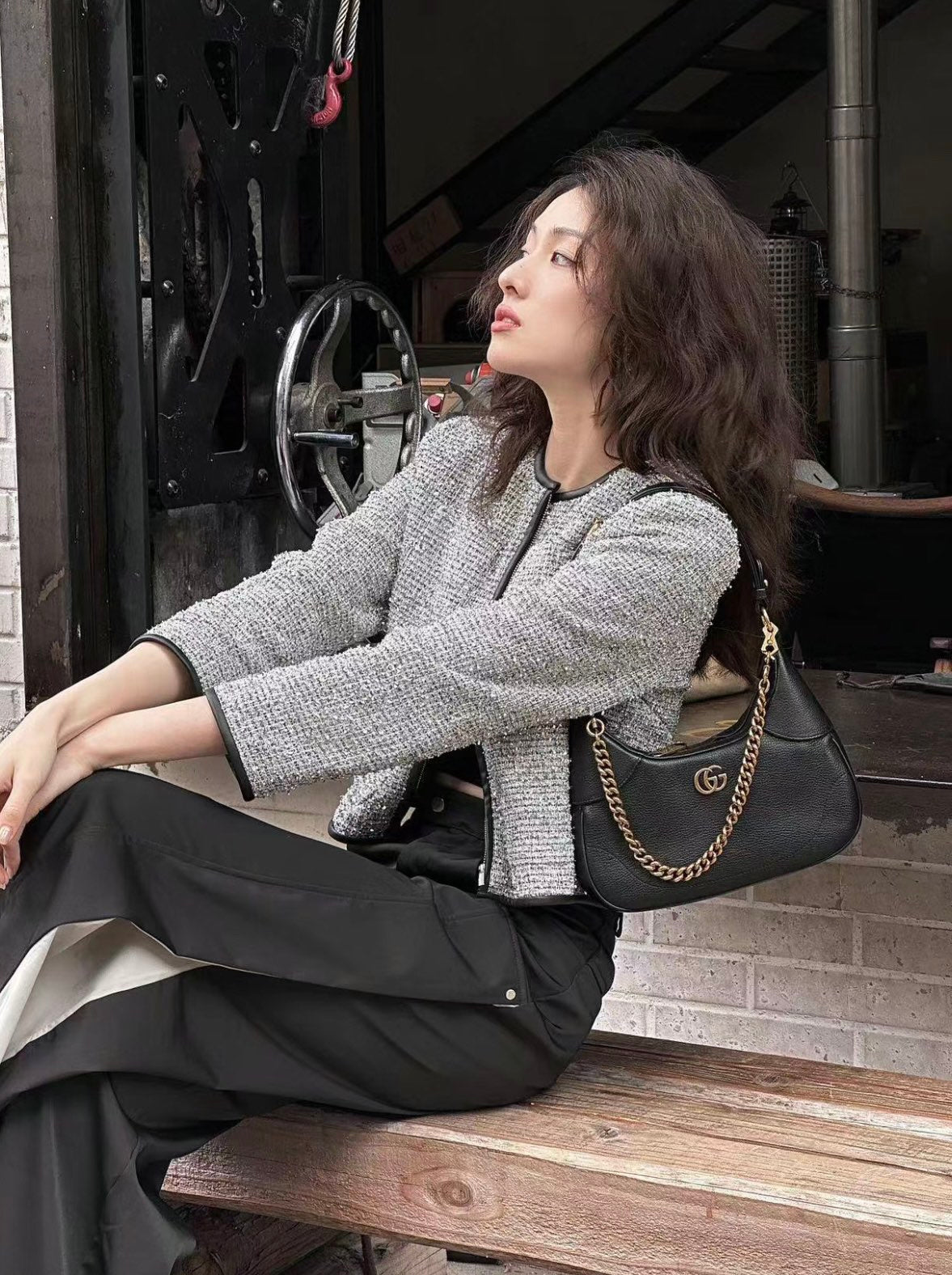 Gucci GG Aphrodite Crescent Shoulder Bag ¨C 731817
