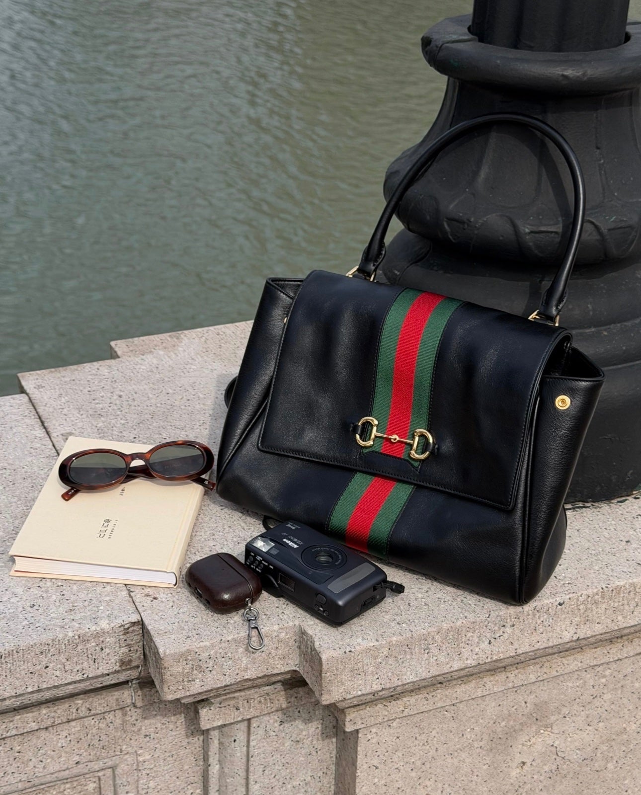 Gucci GG Paparazzo Medium Handbag ¨C 875018