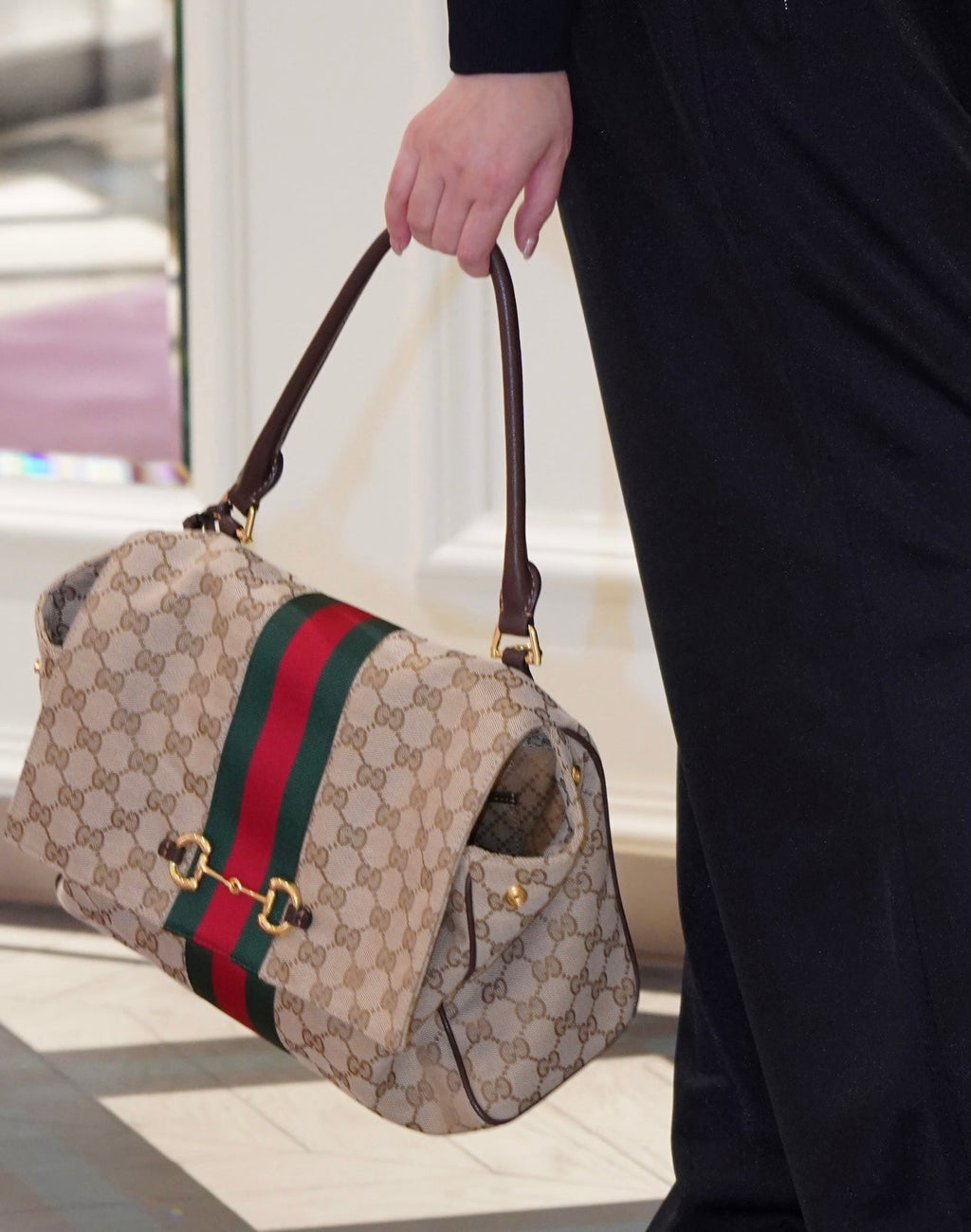 Gucci GG Paparazzo Medium Handbag ¨C 875018