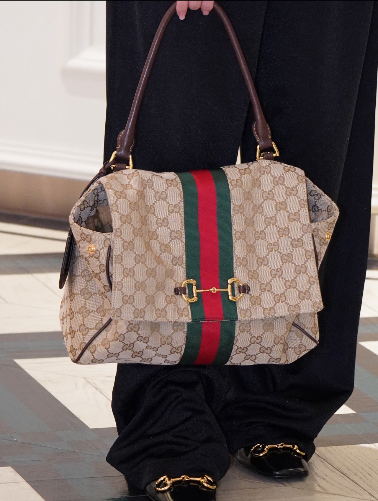Gucci GG Paparazzo Medium Handbag ¨C 875018