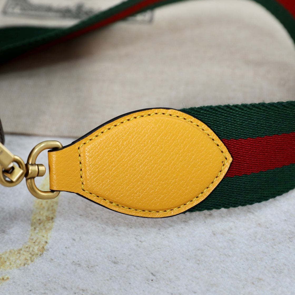 Gucci Neo Vintage Tiger Head Shoulder Bag ¨C 476466