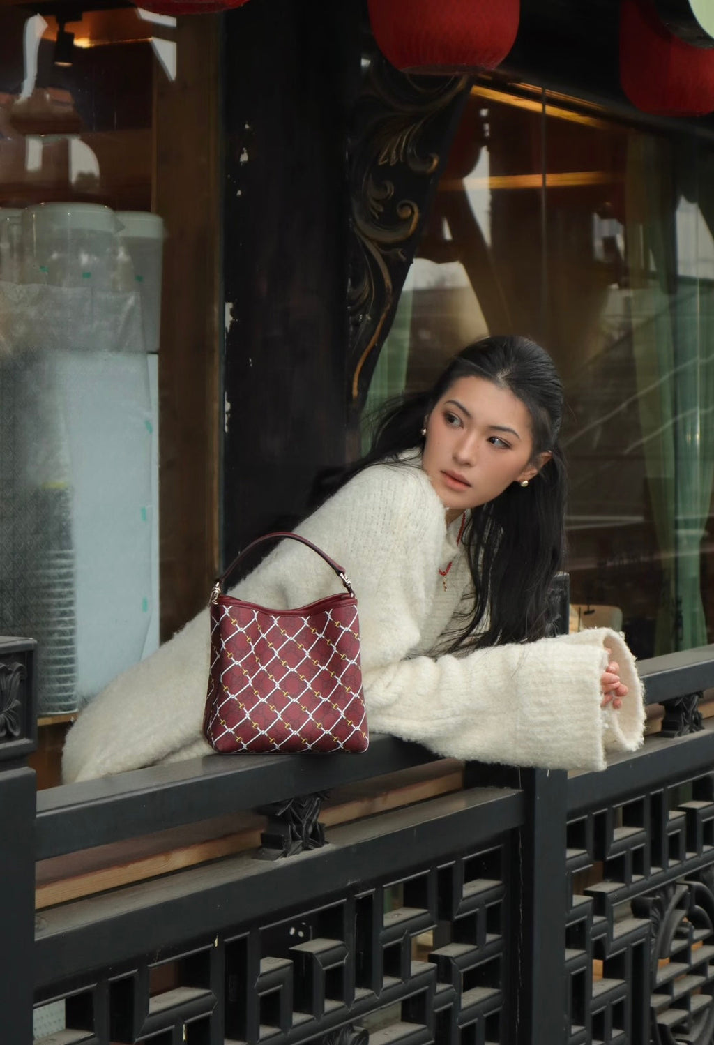 Gucci GG Emblem Bucket Bag ¨C 815118