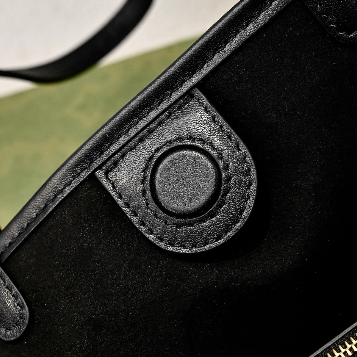 Gucci GG Emblem Bucket Bag ¨C 815118