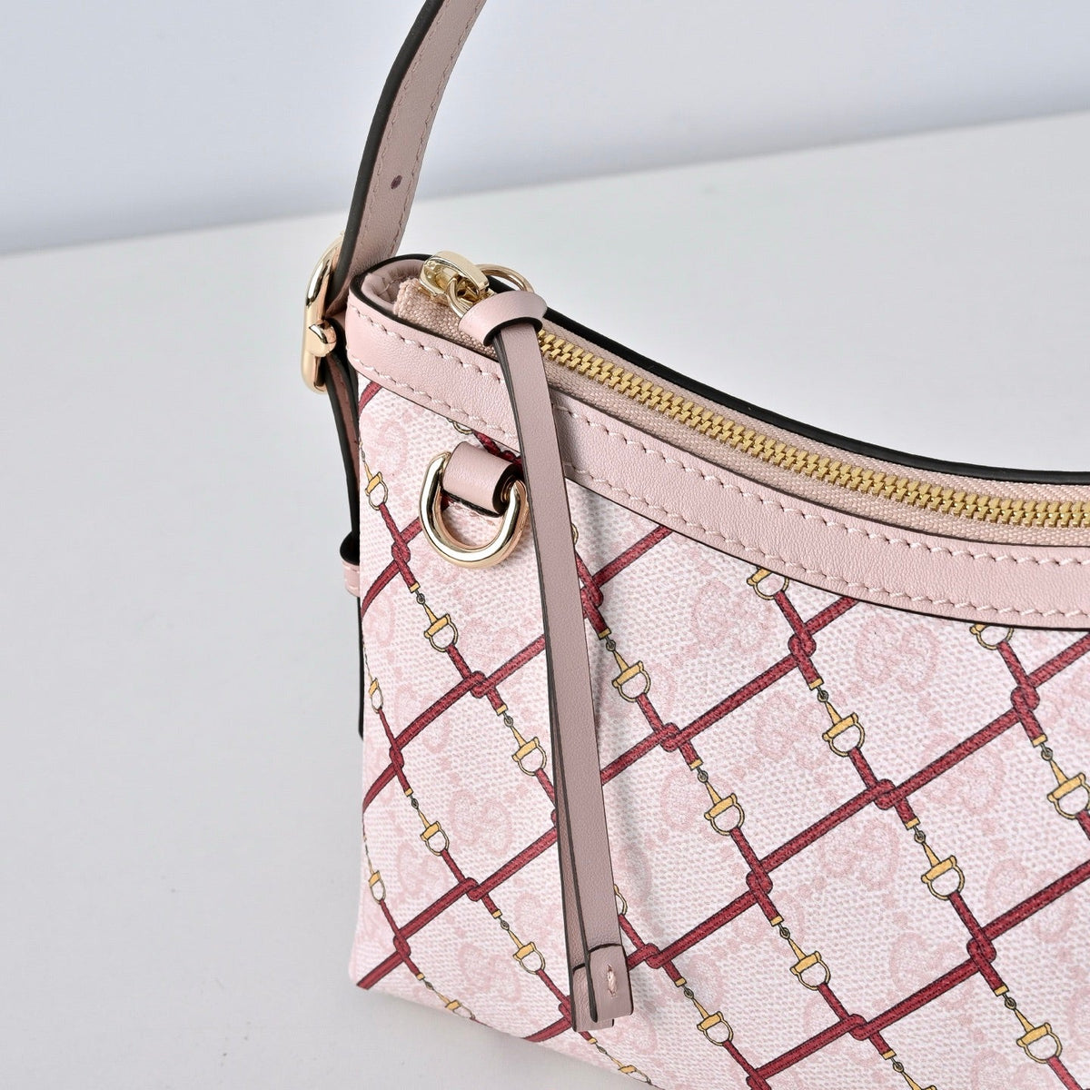 Gucci GG Emblem New Year Limited Shoulder Bag ¨C 847450