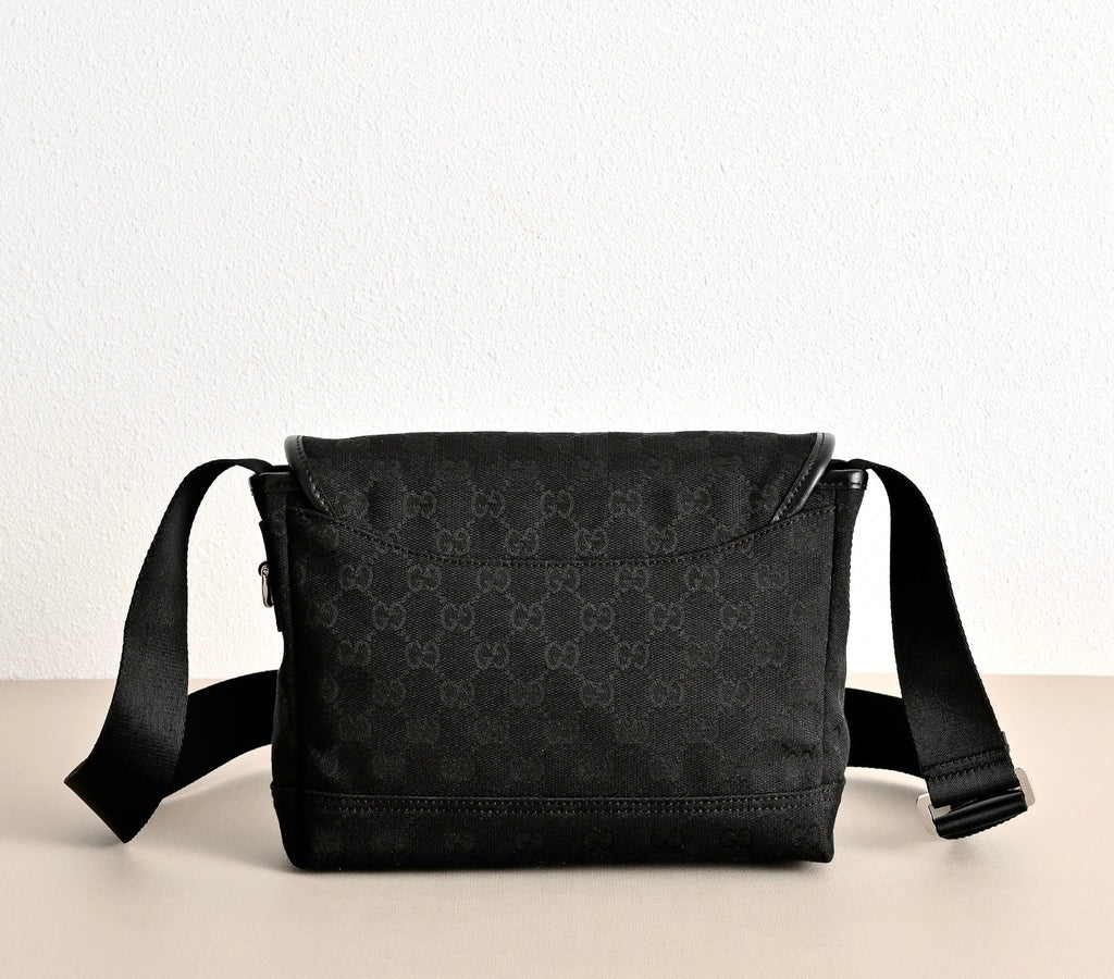 Gucci GG Canvas Small Crossbody Bag ¨C 854745