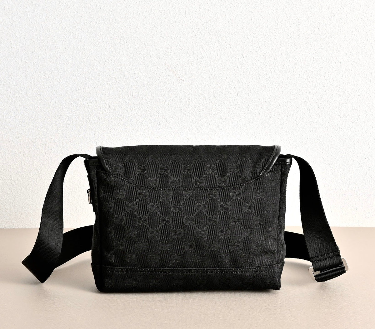 Gucci GG Canvas Small Crossbody Bag ¨C 854745