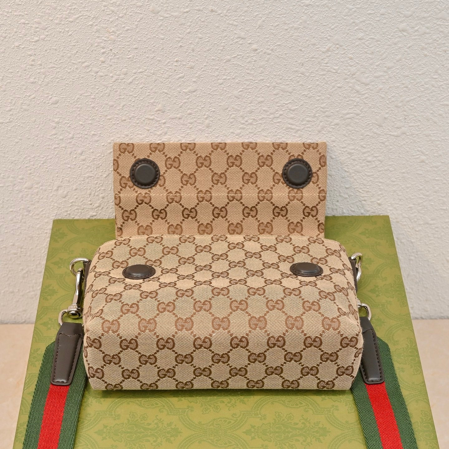 Gucci GG Canvas Small Top Handle Crossbody Bag ¨C 821617