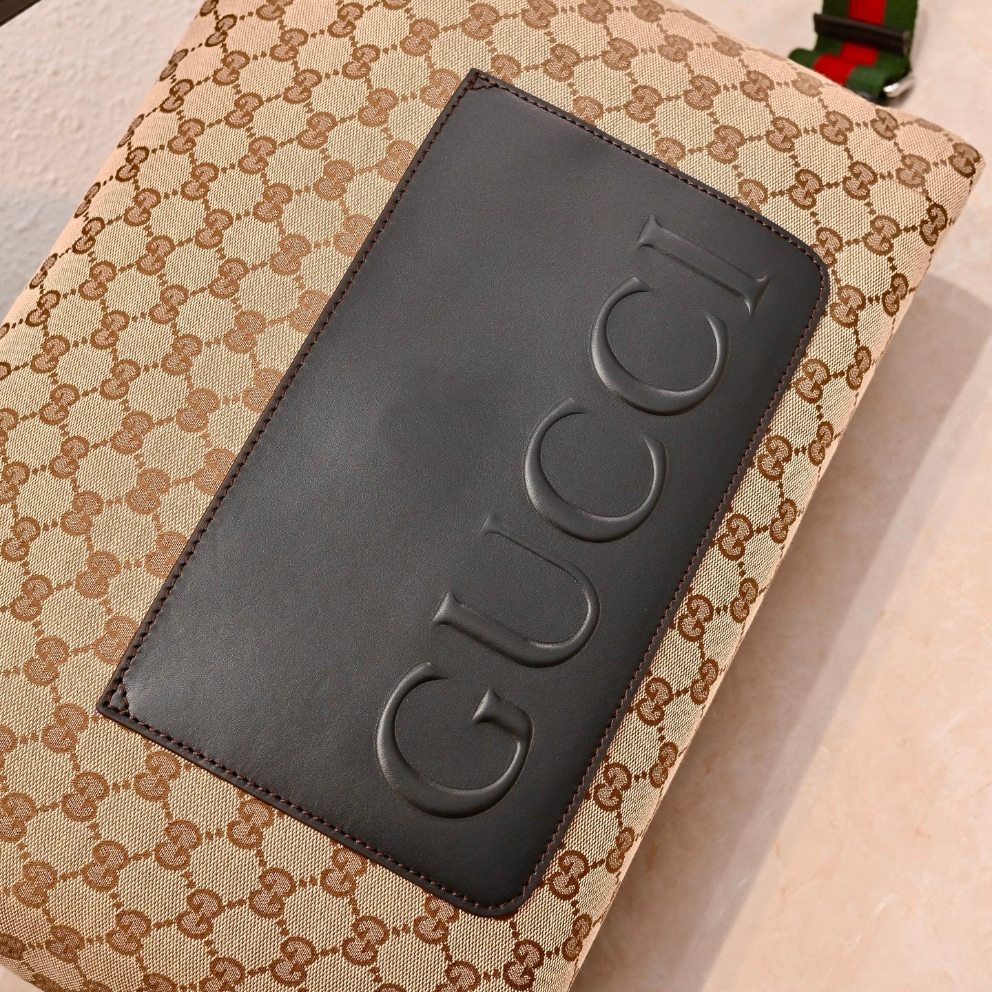 Gucci GG Canvas Large Top Handle Crossbody Bag ¨C 821616