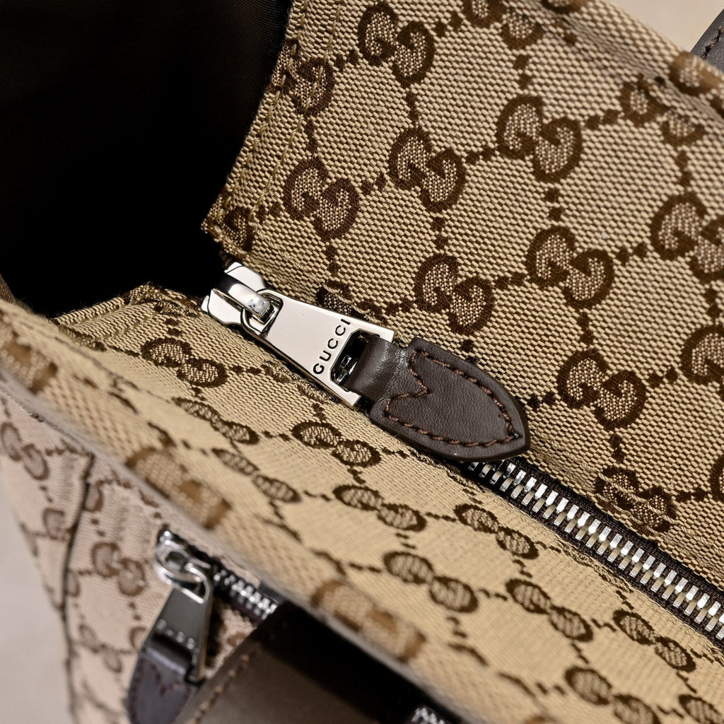Gucci GG Canvas Medium Tote Bag ¨C 834796