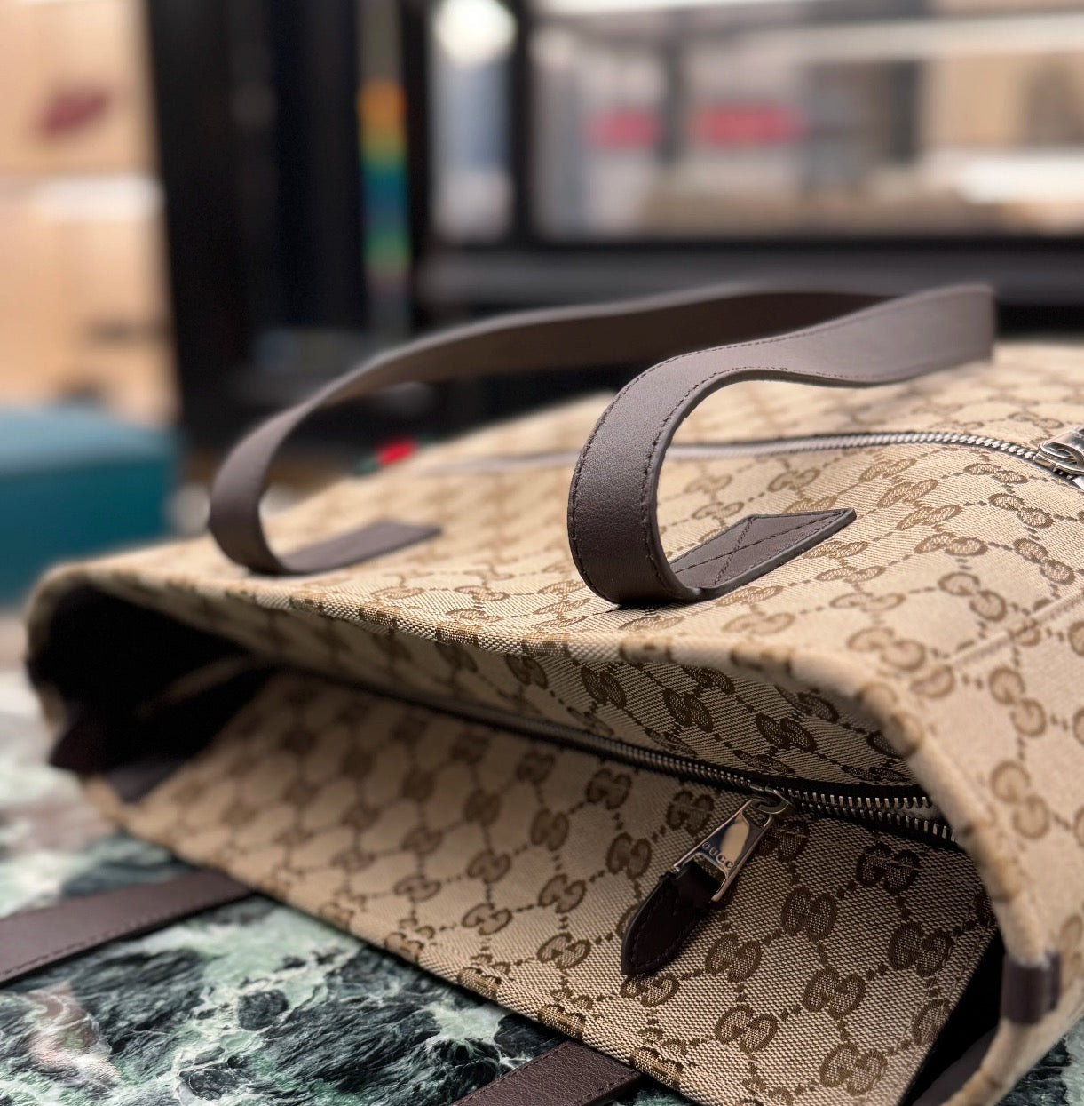 Gucci GG Canvas Medium Tote Bag ¨C 834796