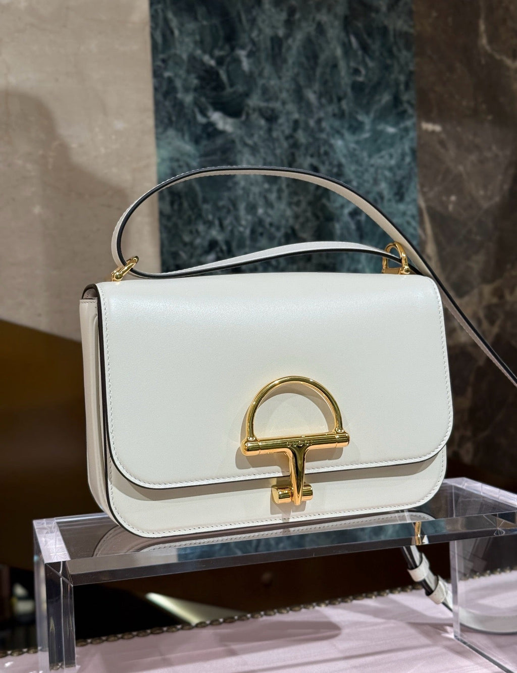 Gucci Sienna Shoulder Bag ¨C 846705